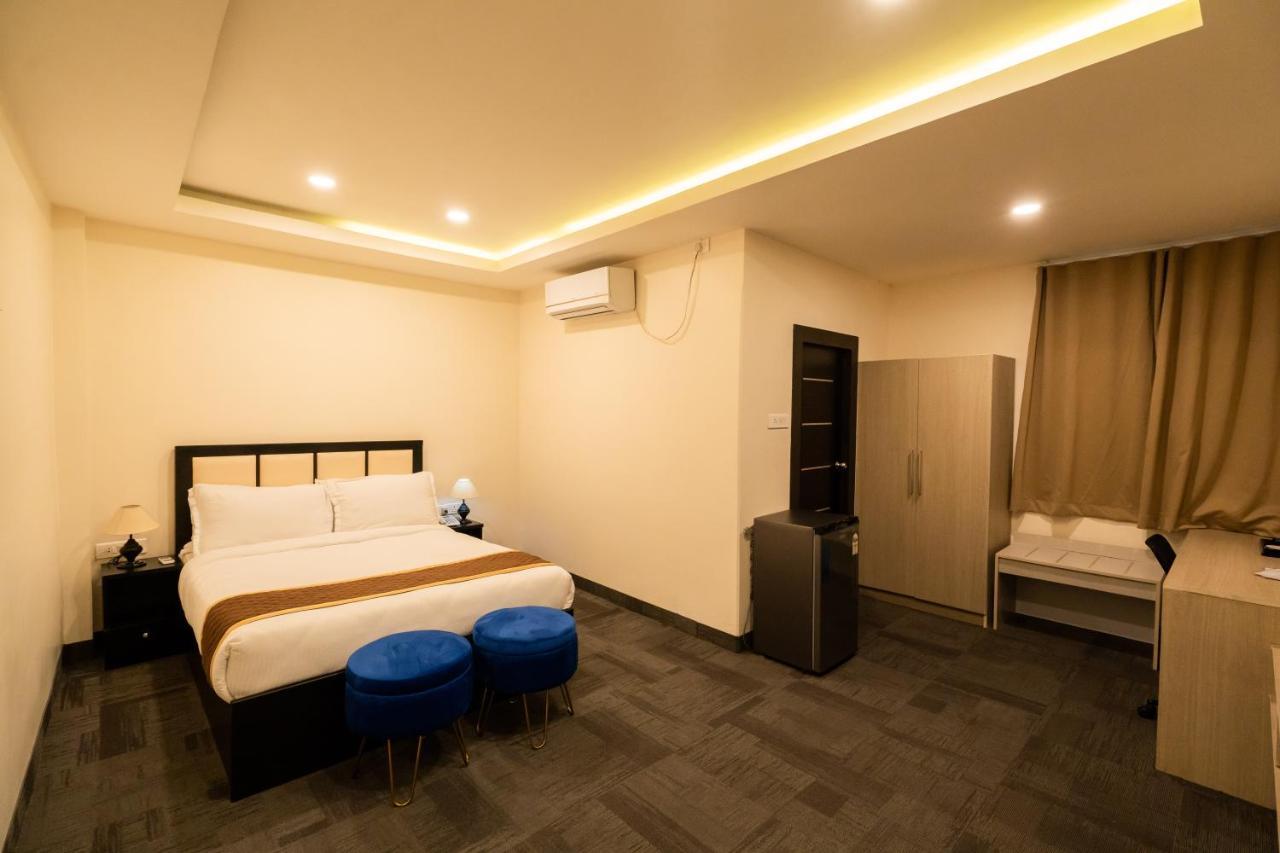 Royale Lalawi Hotel Āīzawl 외부 사진