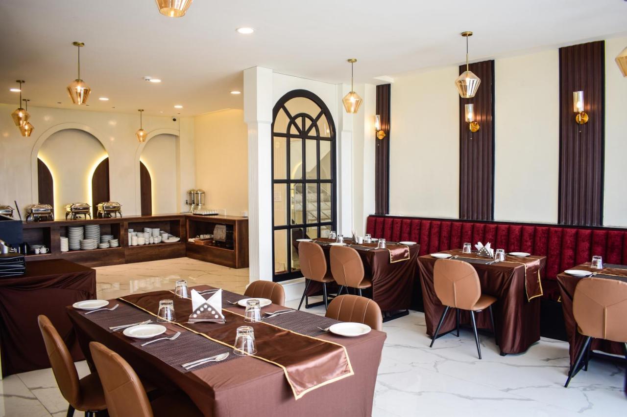 Royale Lalawi Hotel Āīzawl 외부 사진