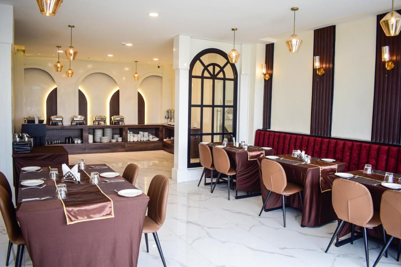 Royale Lalawi Hotel Āīzawl 외부 사진